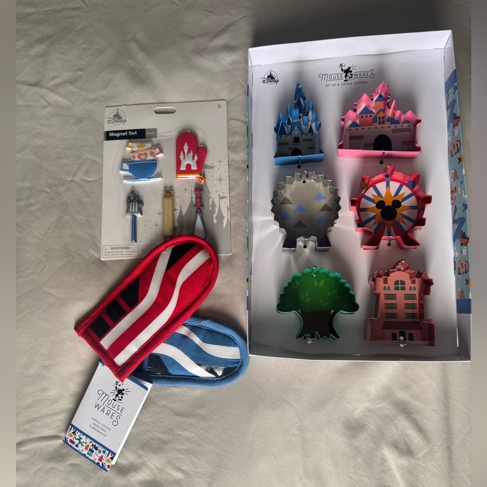 Disney Parks Kitchen Bundle